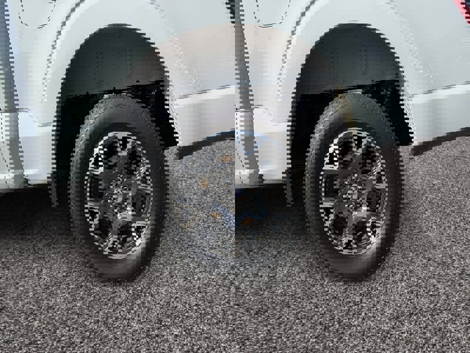 Used 2024 Ford F150 STX image 14