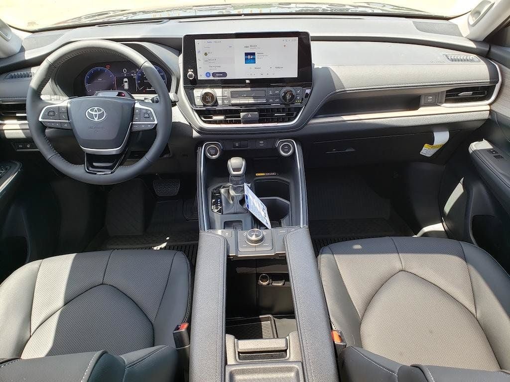New 2026 Toyota Grand Highlander AWD image 7