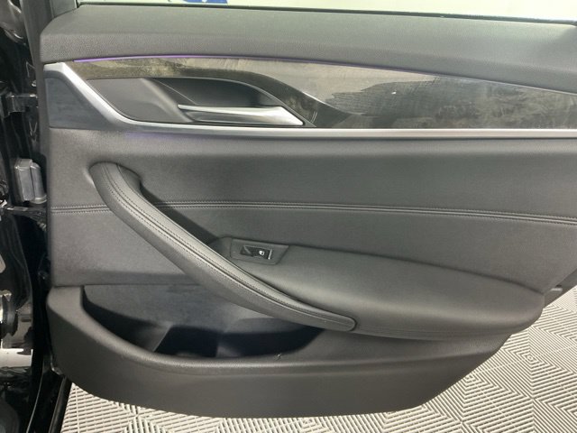 Used 2019 BMW 530i w/ Convenience Package RWD image 11