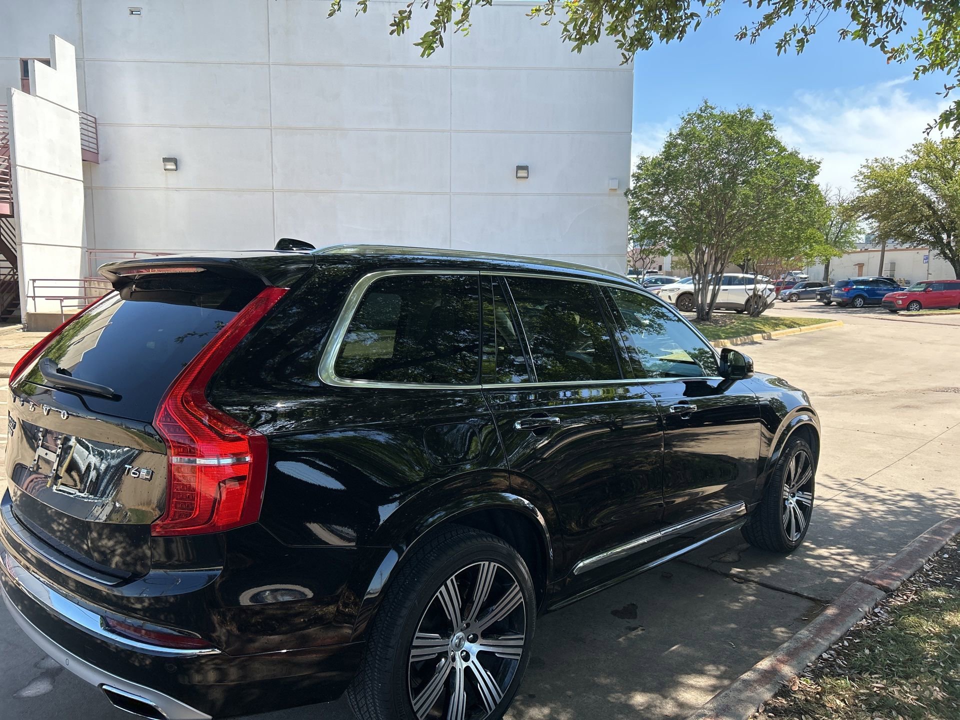 Used 2020 Volvo XC90 T6 Inscription w/ Protection Package Premier image 5