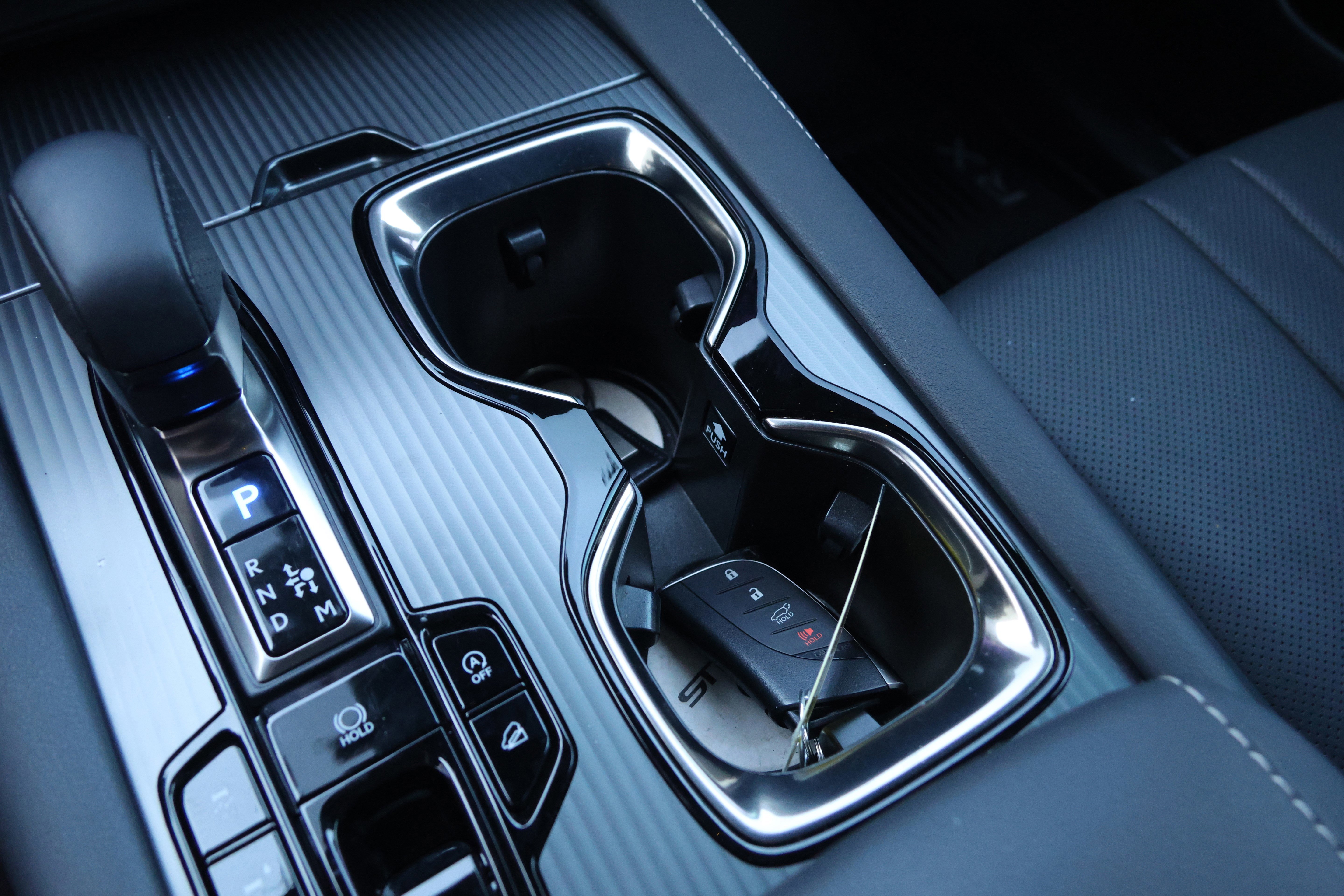 Used 2023 Lexus RX 350 F Sport w/ Cold Area Package image 31