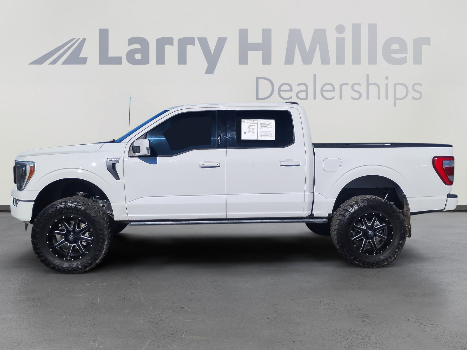 Used 2022 Ford F150 Lariat w/ Equipment Group 502A High image 2