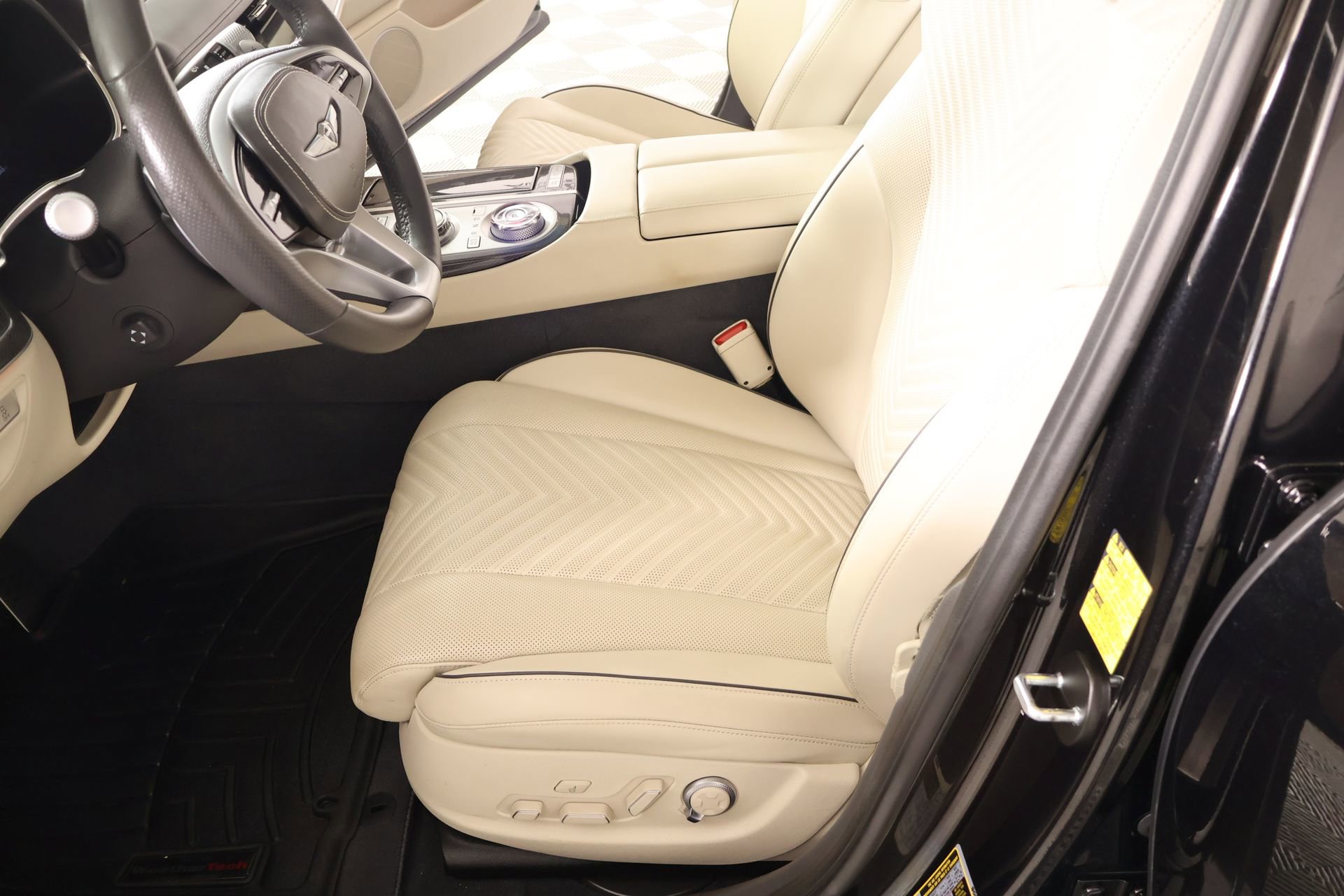 Used 2023 Genesis G80 3.5T Sport image 12