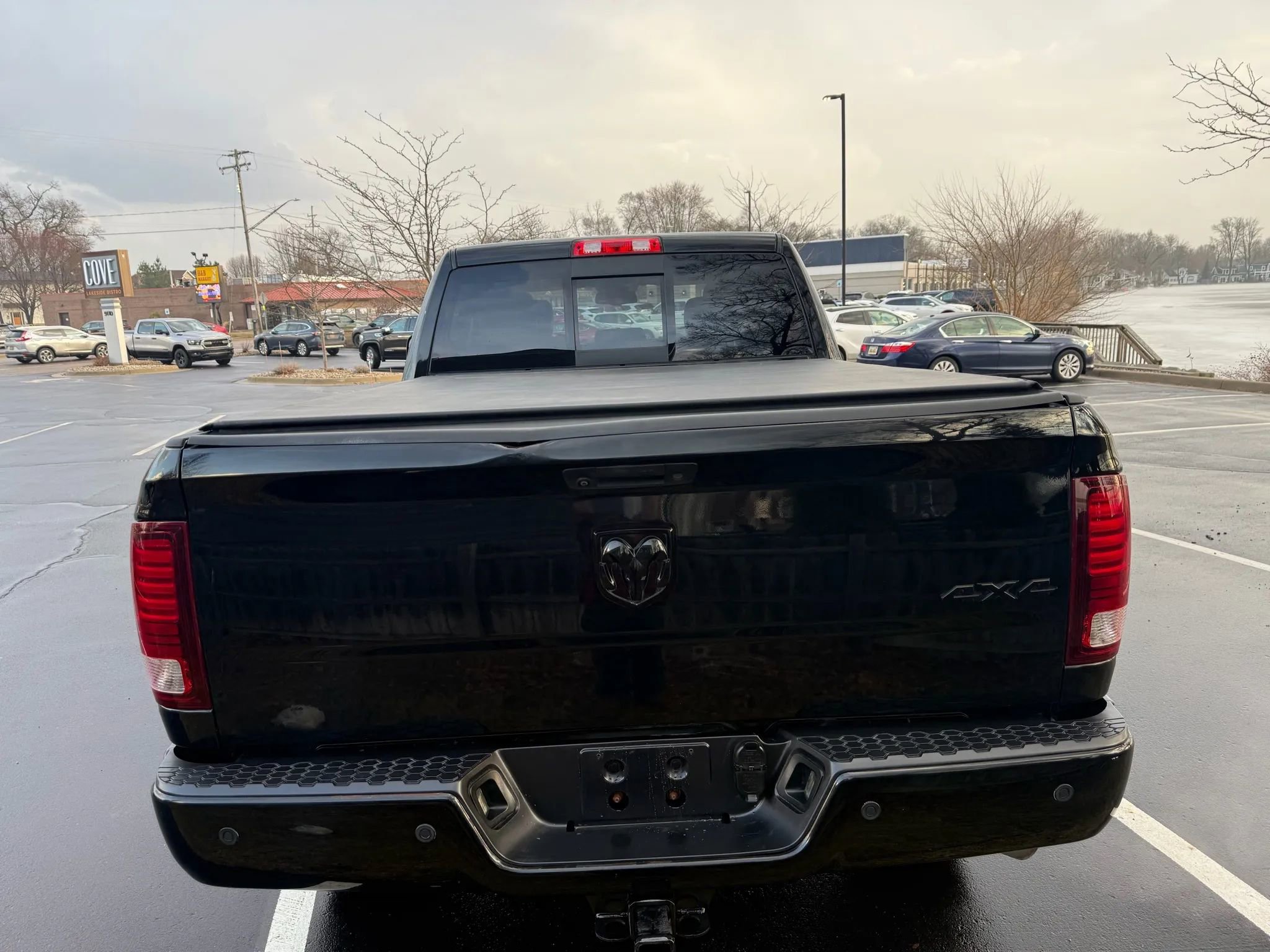 Used 2015 RAM 2500 Laramie w/ Black Appearance Group AWD/4WD image 6