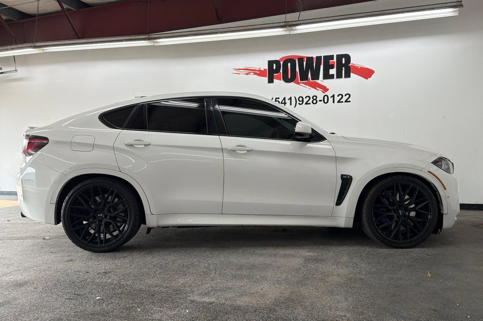 Used 2015 BMW X6 M AWD/4WD image 2