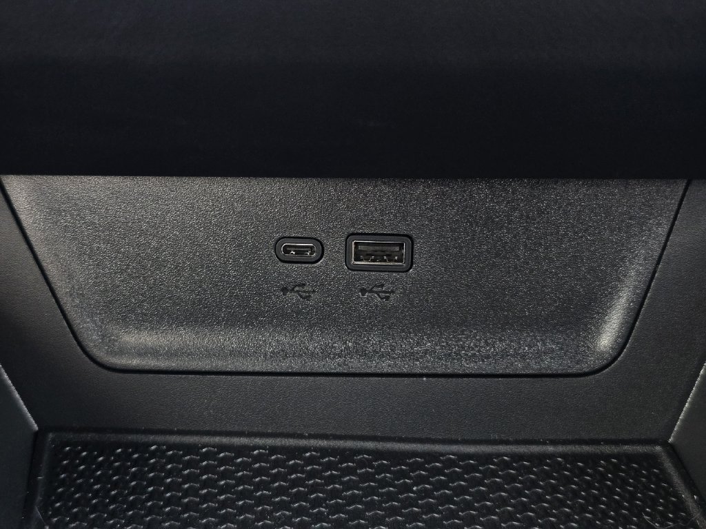 Used 2026 Chevrolet Equinox RS w/ Convenience Package III FWD image 28