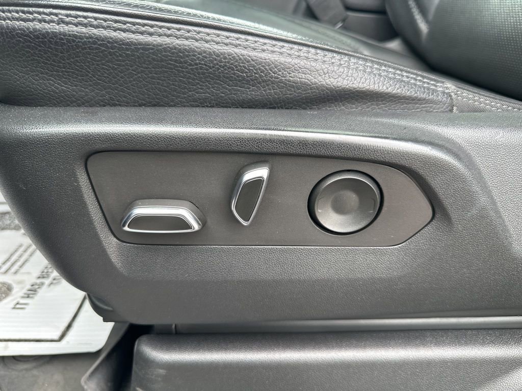 Used 2022 GMC Yukon XL Denali w/ Max Trailering Package image 21