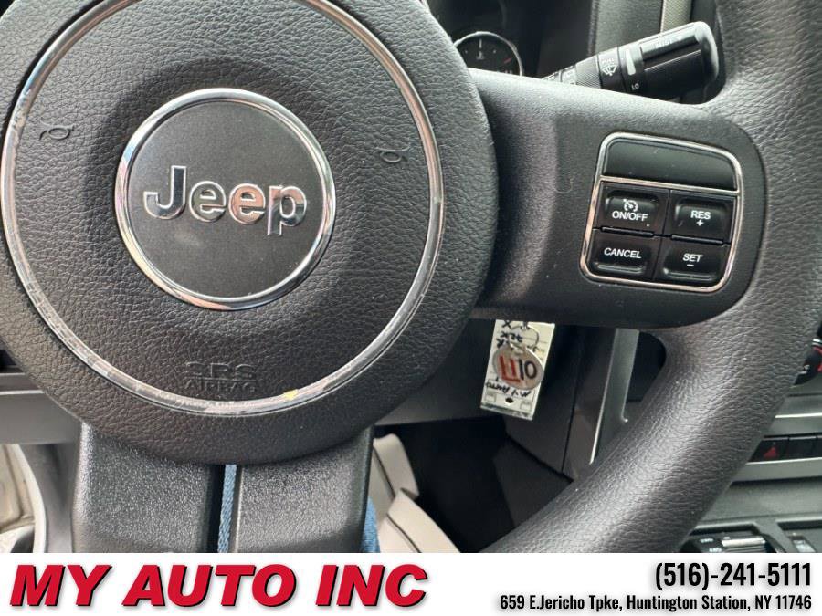 Used 2011 Jeep Liberty Sport image 20
