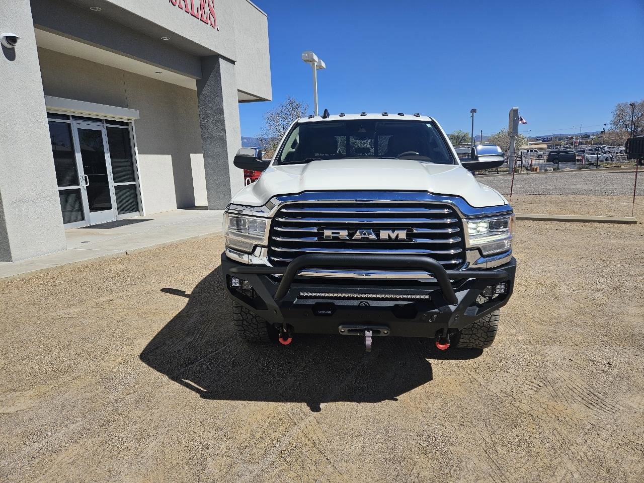 Used 2022 RAM 3500 Limited AWD/4WD image 4