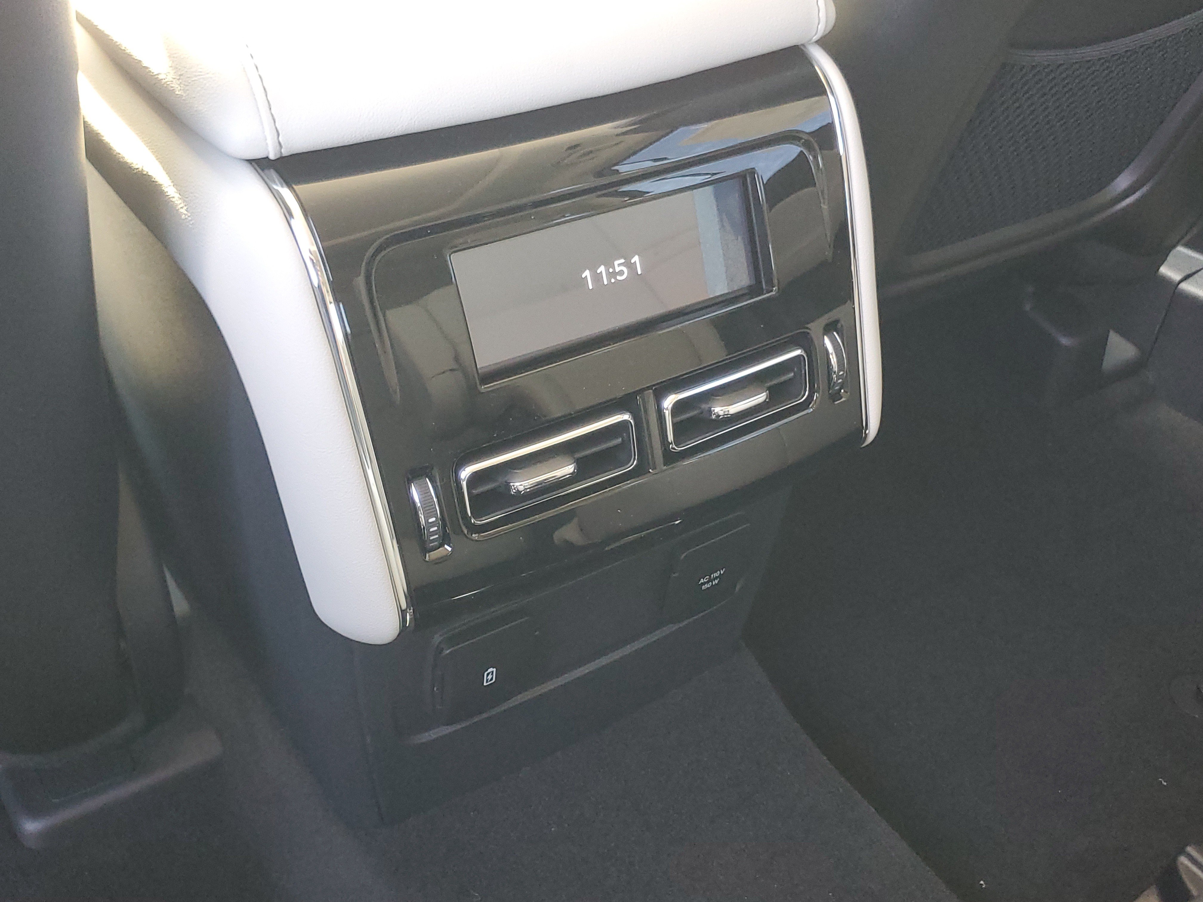 New 2027 Lincoln Aviator AWD image 26