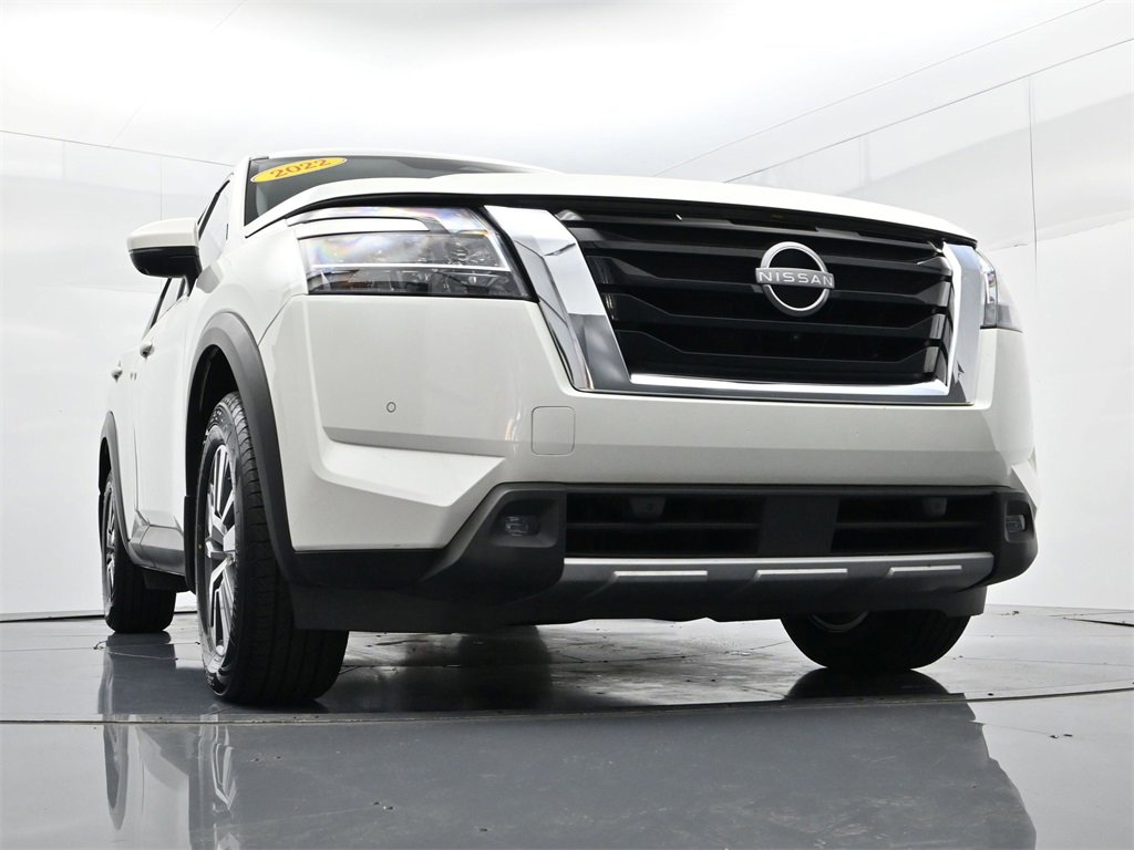 Used 2022 Nissan Pathfinder SL image 32