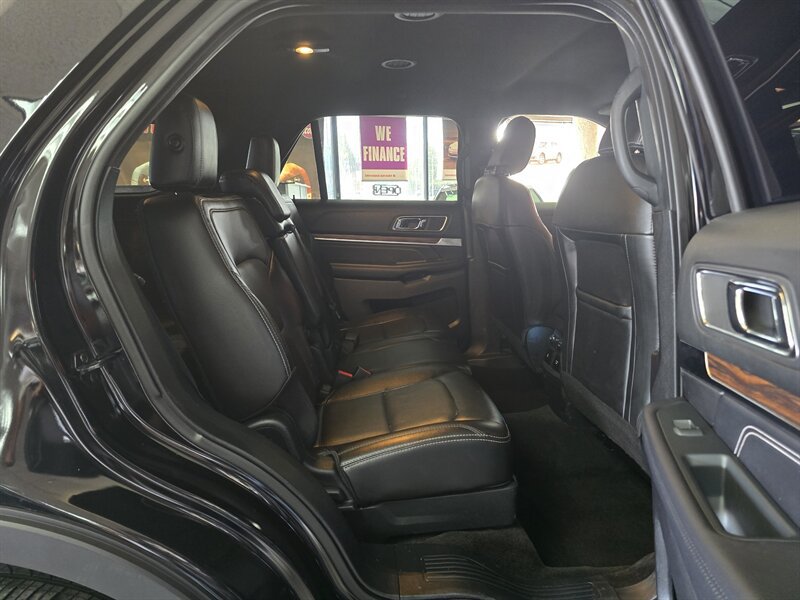 Used 2018 Ford Explorer Limited AWD/4WD image 19