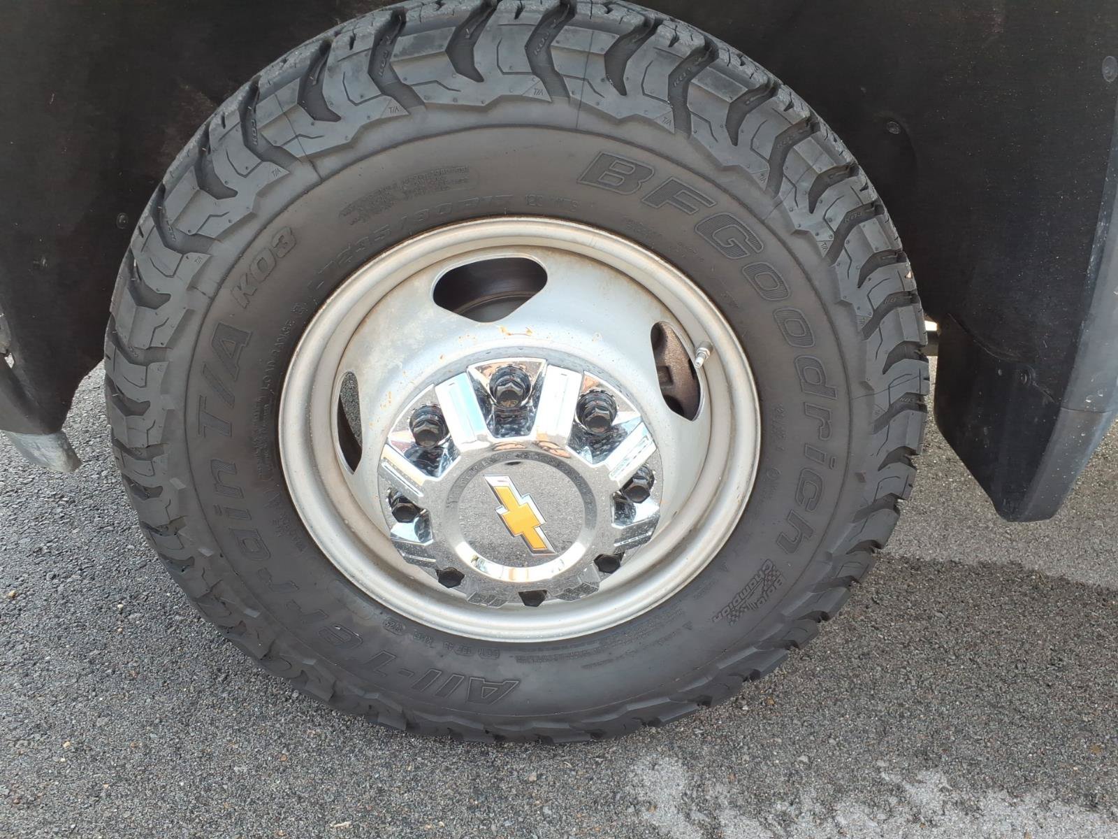 Used 2024 Chevrolet Silverado 3500 LT w/ Convenience Package AWD/4WD image 9