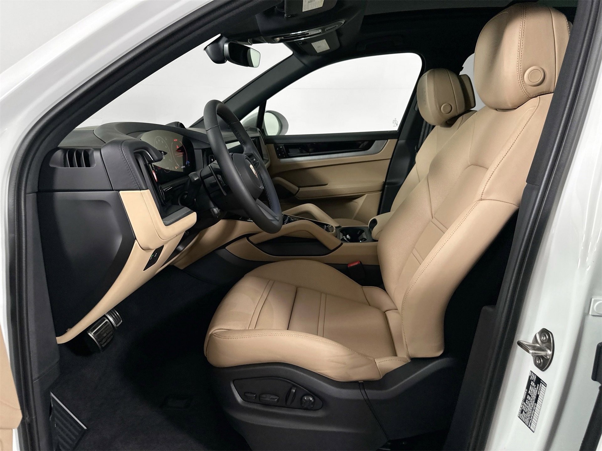 New 2026 Porsche Cayenne S image 5