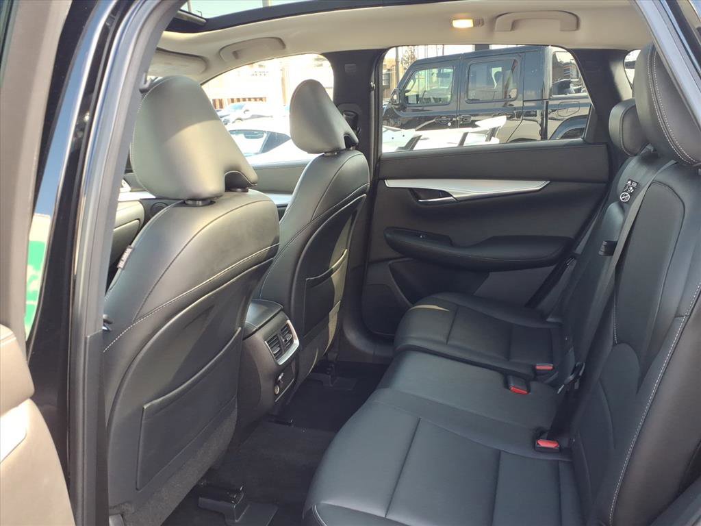 Used 2020 INFINITI QX50 Luxe w/ Navigation Package image 14