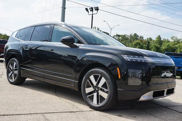 New 2026 Hyundai Ioniq 9 SEL image 2