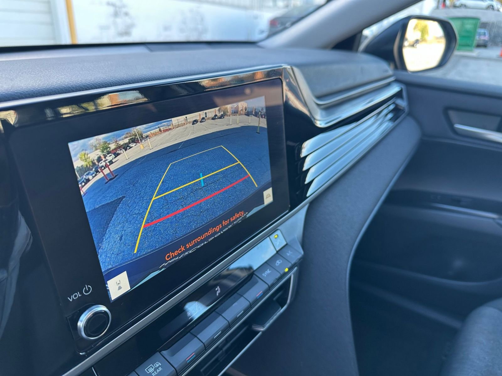 Used 2025 Toyota Camry LE image 17