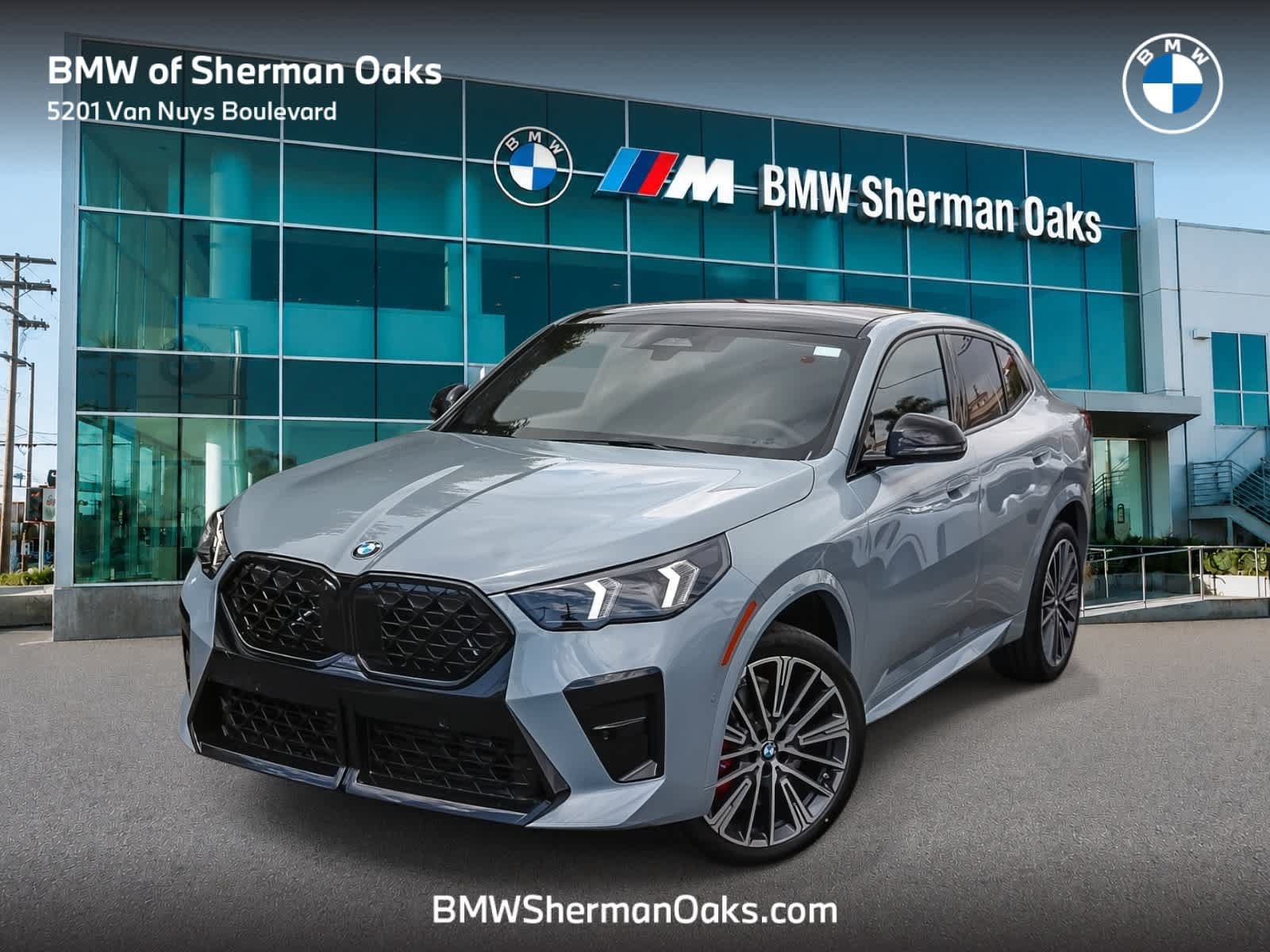 New 2026 BMW X2 xDrive28i w/ Technology Package AWD/4WD image 1