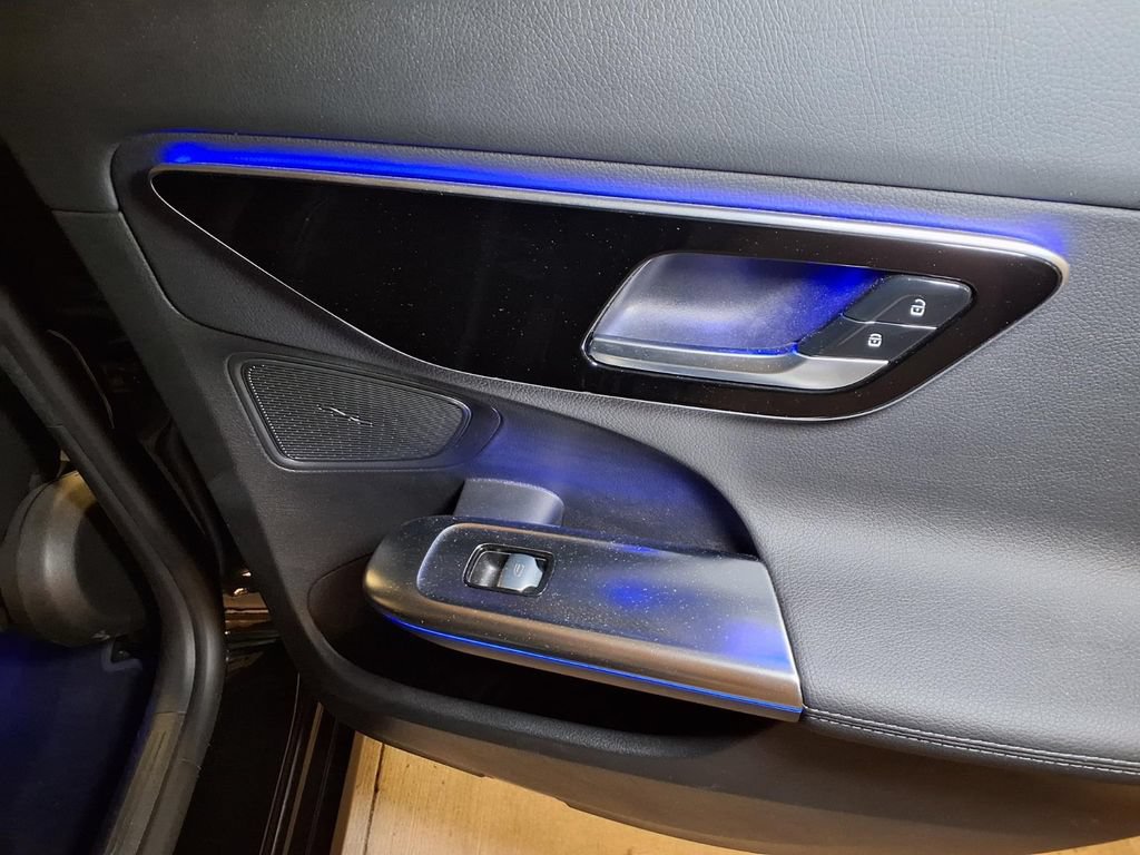 Used 2022 Mercedes-Benz C 300 Sedan image 22