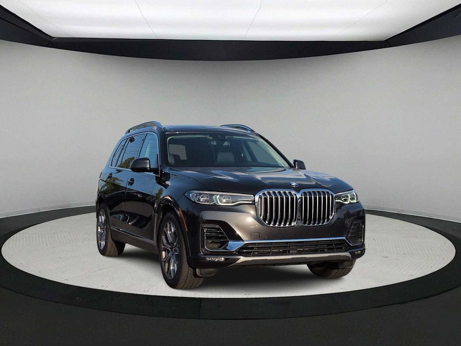 Used 2020 BMW X7 xDrive40i w/ Premium Package AWD/4WD image 2