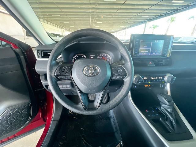 Used 2022 Toyota RAV4 XLE image 13