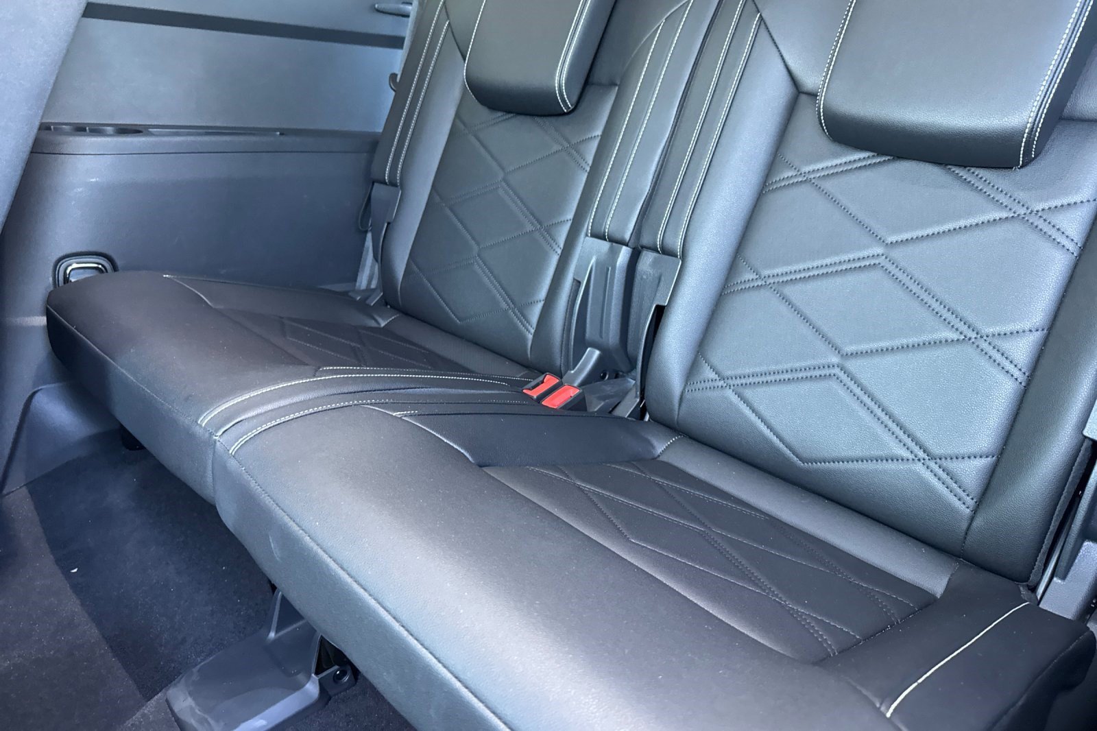 Used 2026 Volkswagen Atlas SE AWD/4WD image 34
