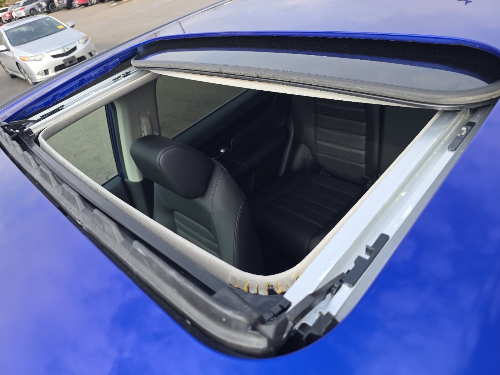 Certified 2025 Honda CR-V EX-L image 4