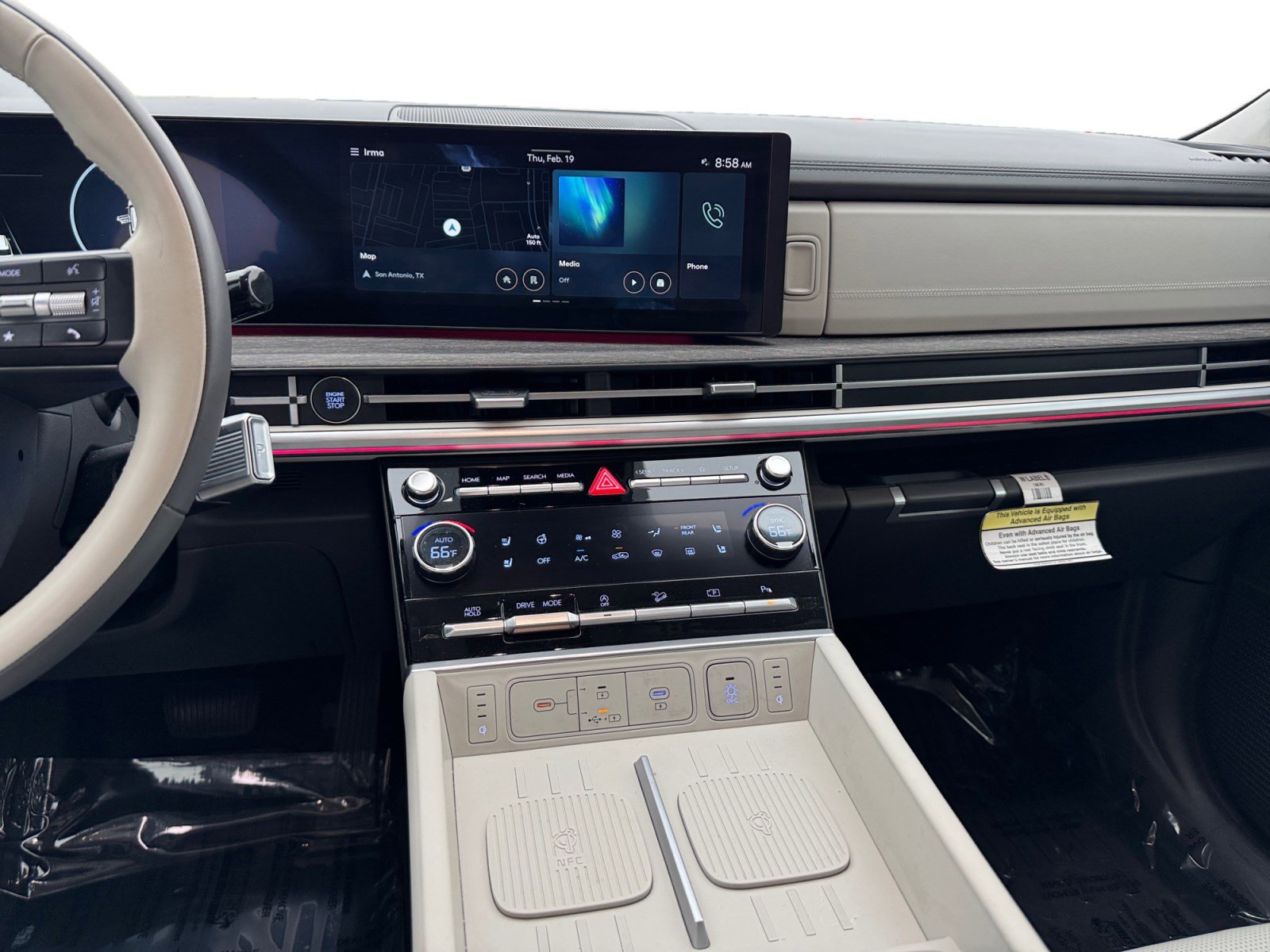 Used 2024 Hyundai Santa Fe Calligraphy image 11