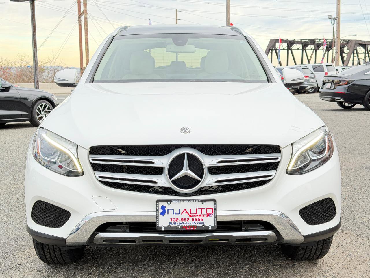 Used 2019 Mercedes-Benz GLC 300 4MATIC image 10