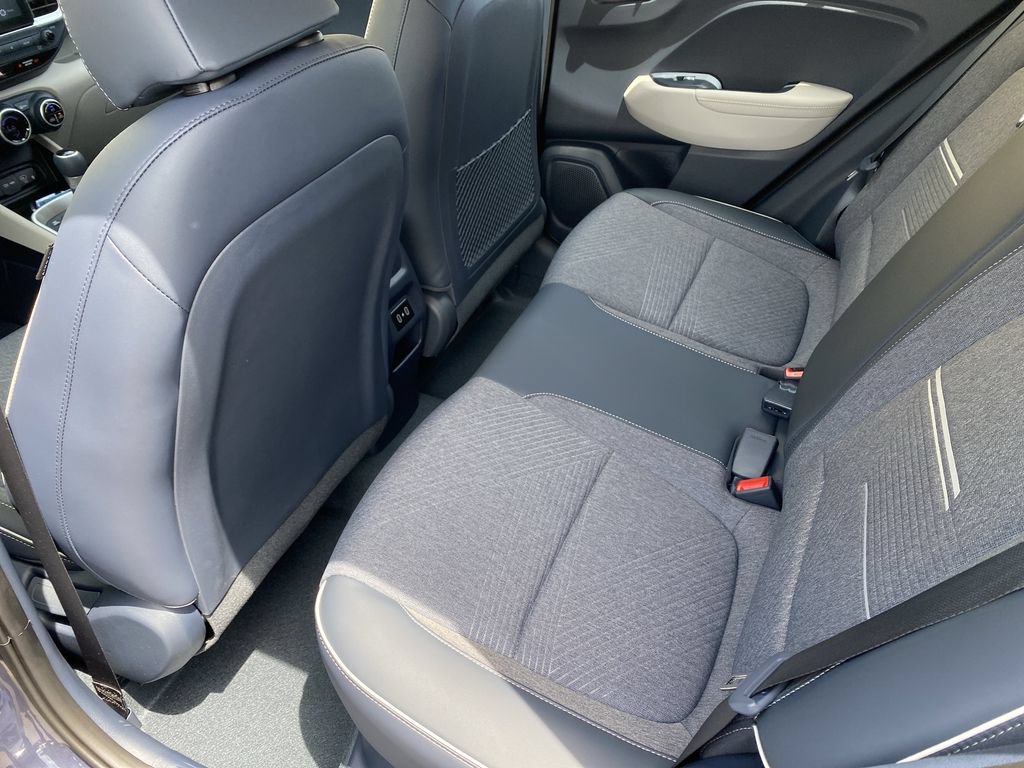 New 2026 Hyundai Venue SEL FWD image 26