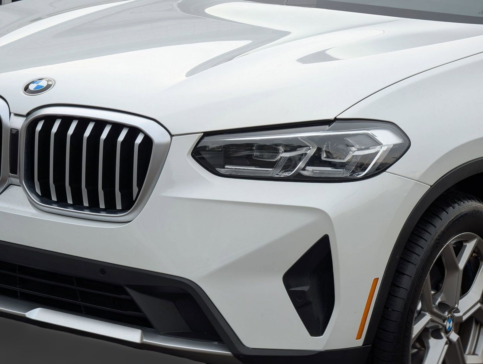 Used 2024 BMW X3 sDrive30i image 11