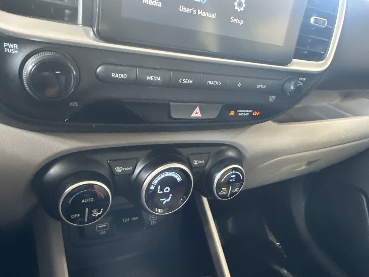 Used 2023 Hyundai Venue SEL FWD image 20