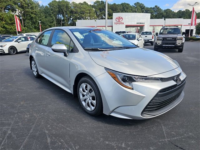 New 2025 Toyota Corolla SE
