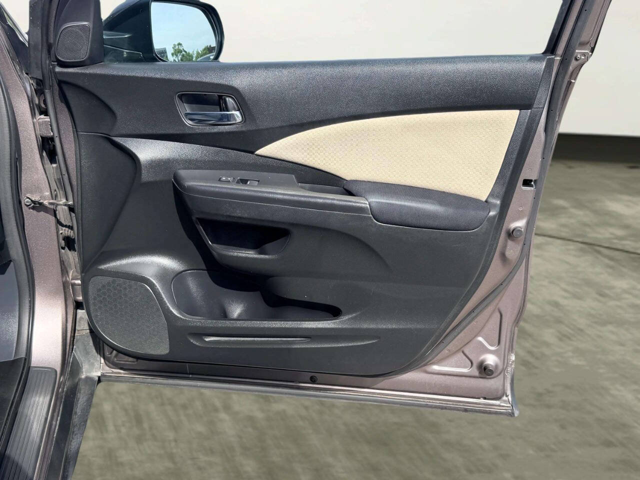 Used 2016 Honda CR-V EX image 28