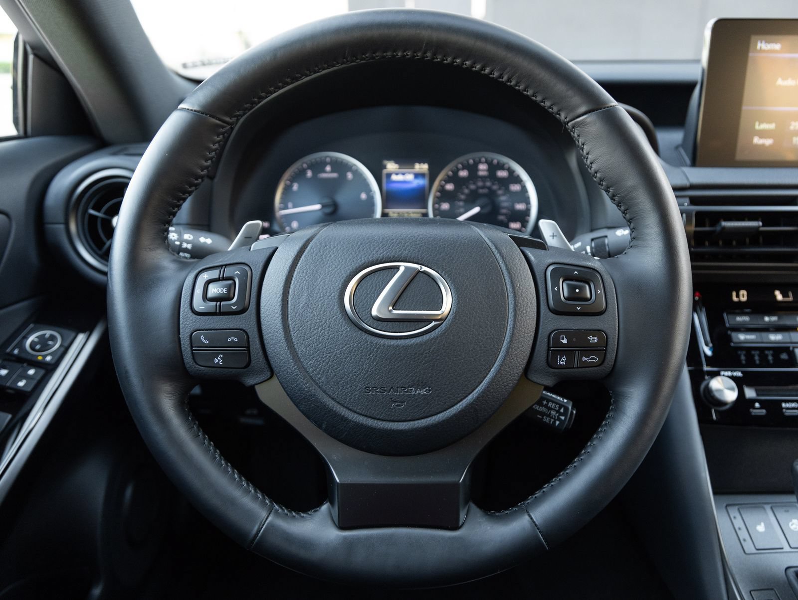 Used 2025 Lexus IS 350 F Sport w/ Accessory Package RWD image 13