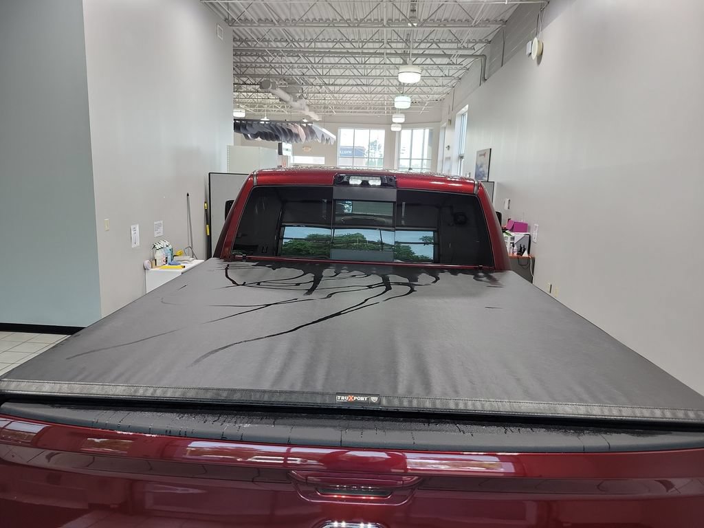 Used 2024 RAM 2500 Limited w/ Towing Technology Group AWD/4WD image 14