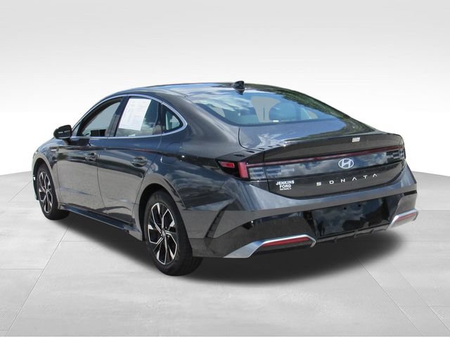 Used 2025 Hyundai Sonata SEL FWD image 6