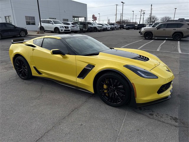 Used 2016 Chevrolet Corvette Z06 w/ 3LZ Preferred Equipment Group image 5
