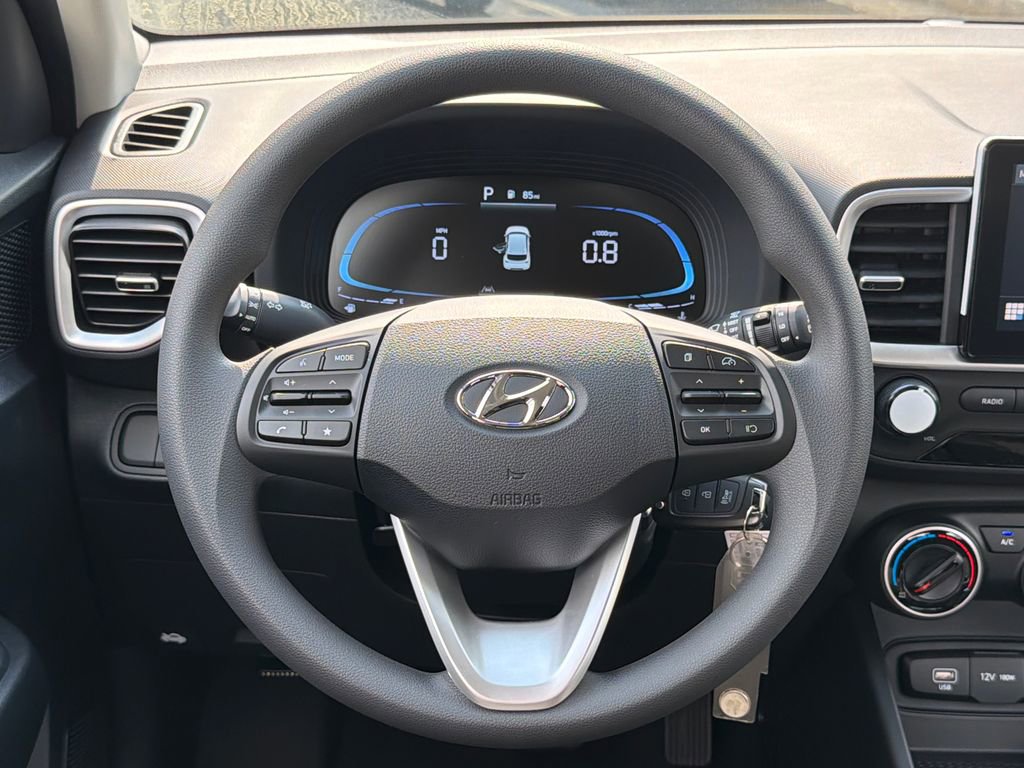 New 2026 Hyundai Venue SE image 23