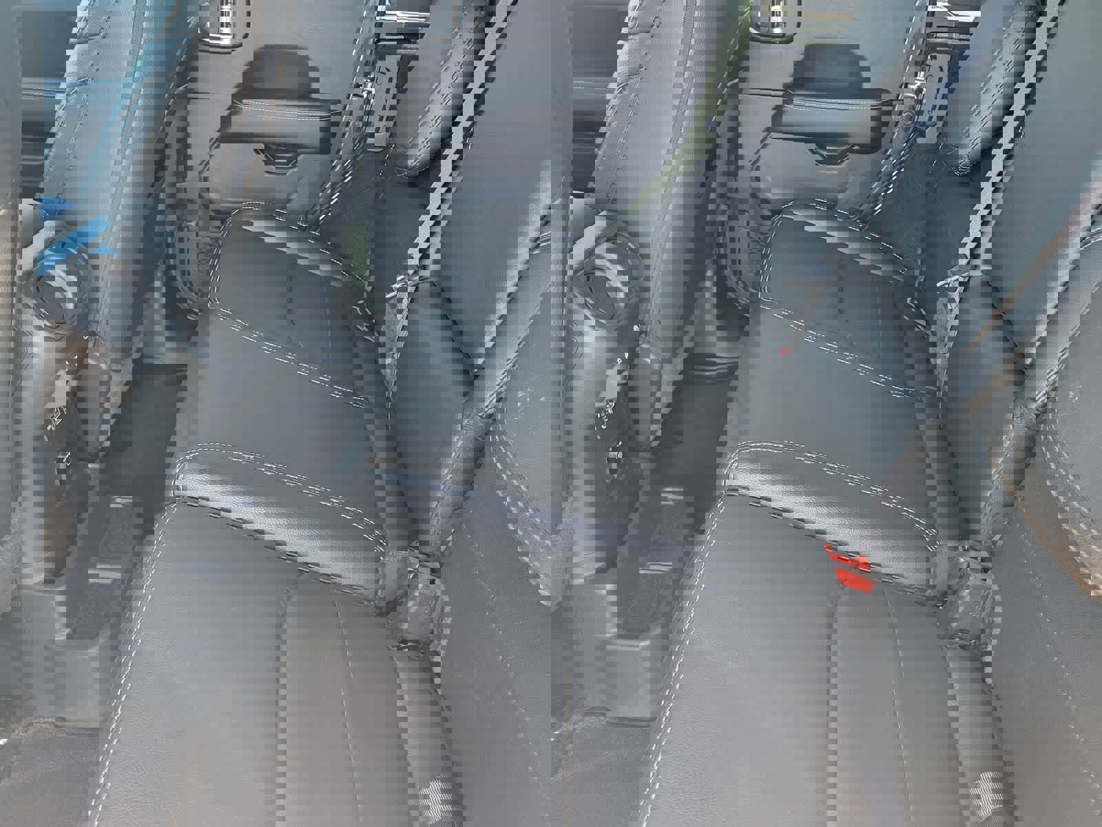 Used 2022 Jeep Wrangler Unlimited Sahara w/ Cold Weather Group image 29