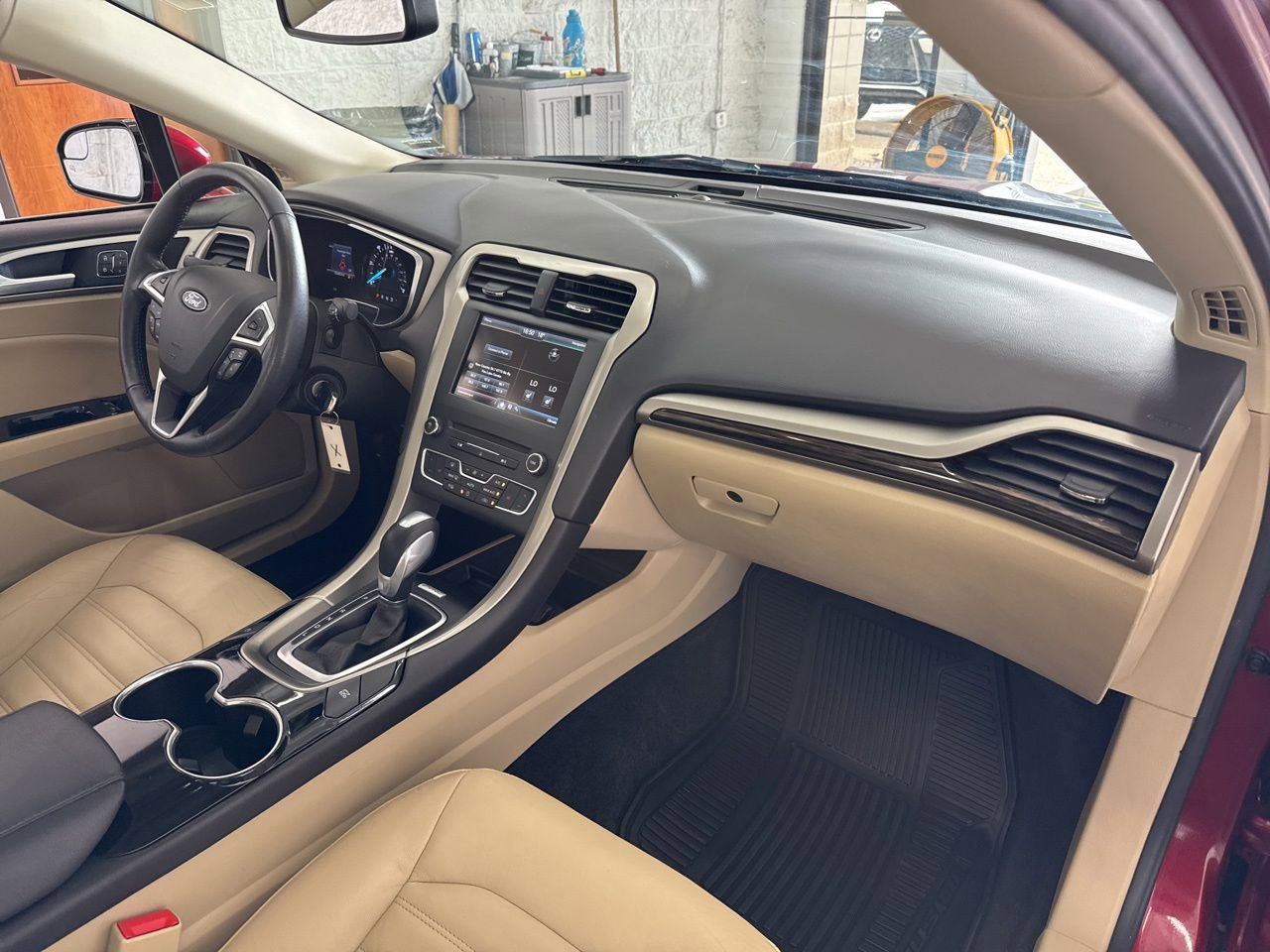 Used 2016 Ford Fusion SE w/ Equipment Group 502A FWD image 52