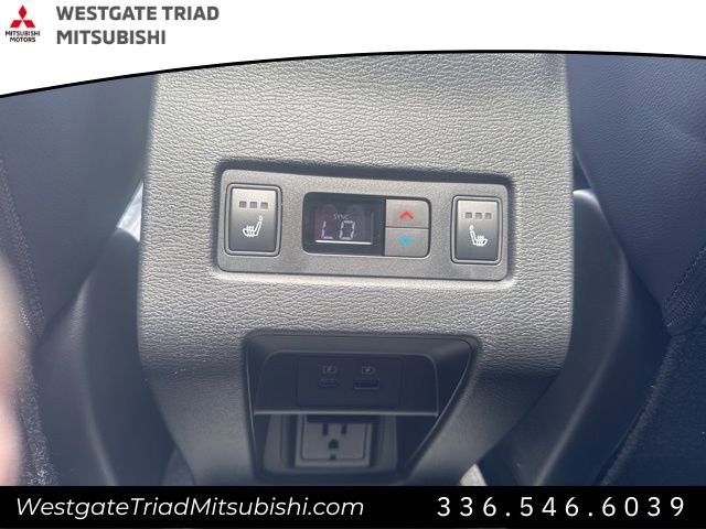 New 2025 Mitsubishi Outlander SEL image 15
