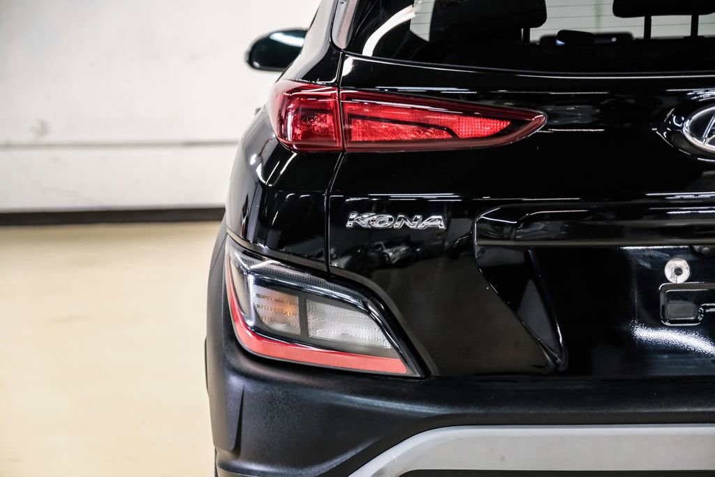 Used 2022 Hyundai Kona SEL FWD image 46