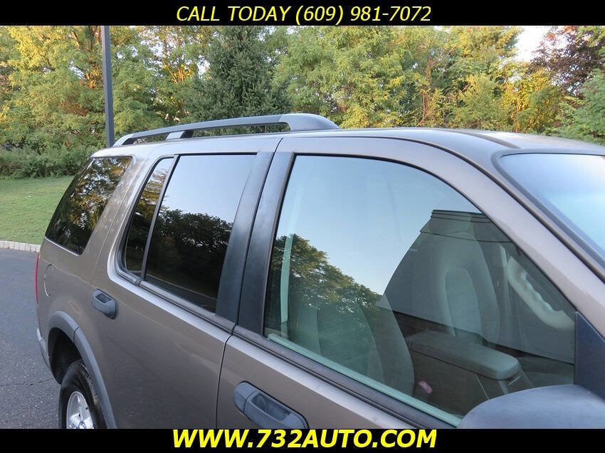 Used 2003 Ford Explorer XLT image 27