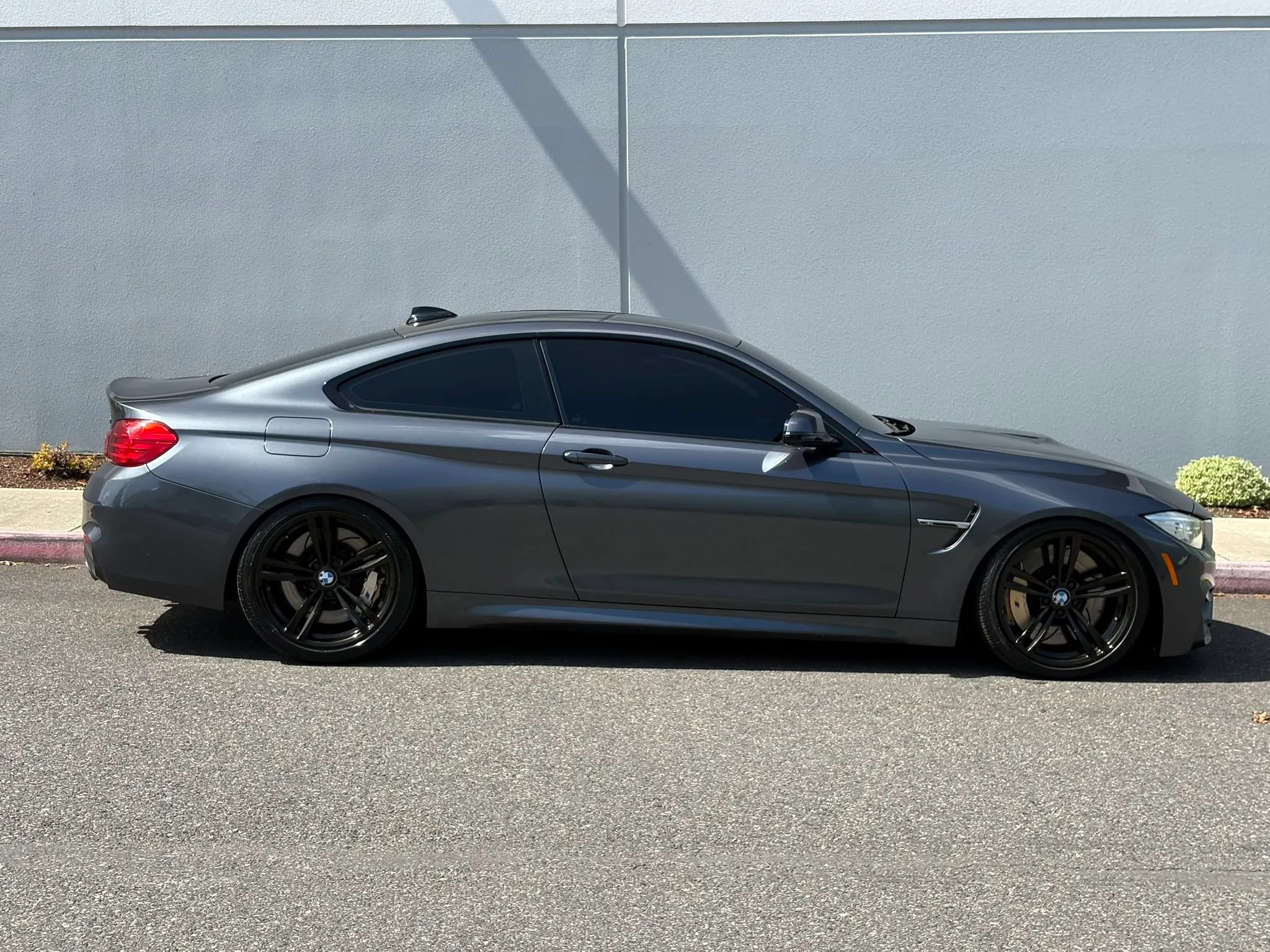 Used 2015 BMW M4 Coupe RWD image 7