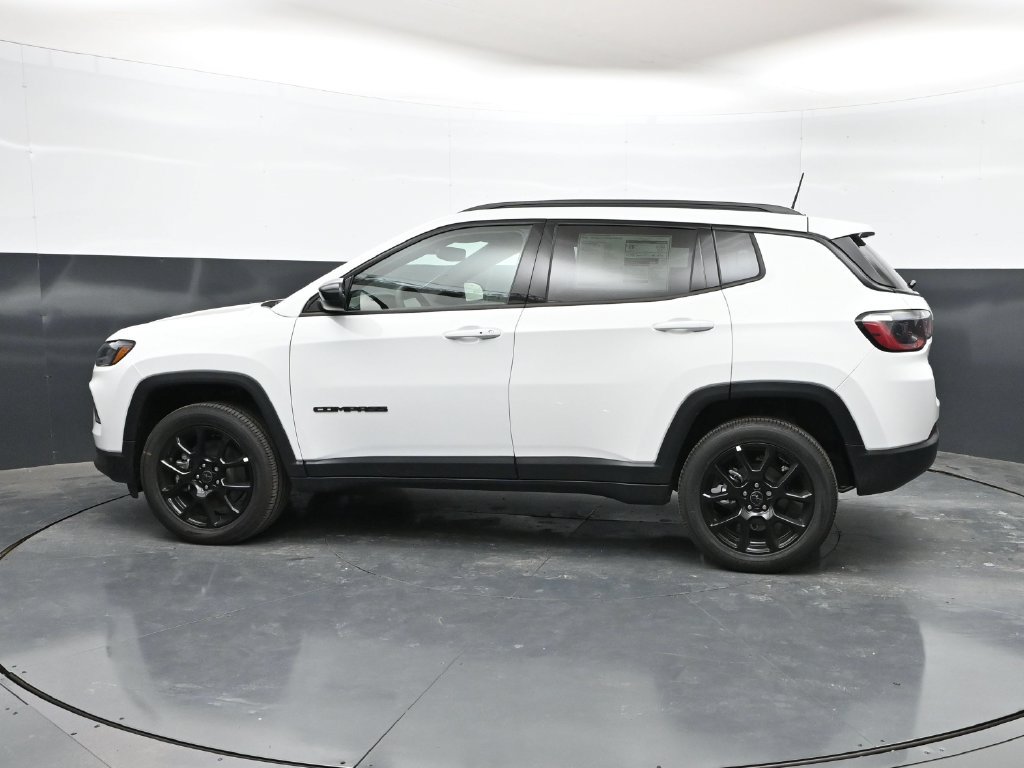 New 2026 Jeep Compass Latitude AWD/4WD image 27