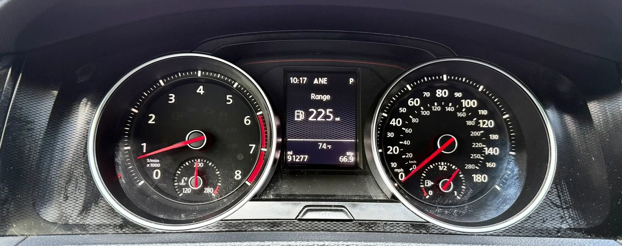 Used 2016 Volkswagen GTI S FWD image 16