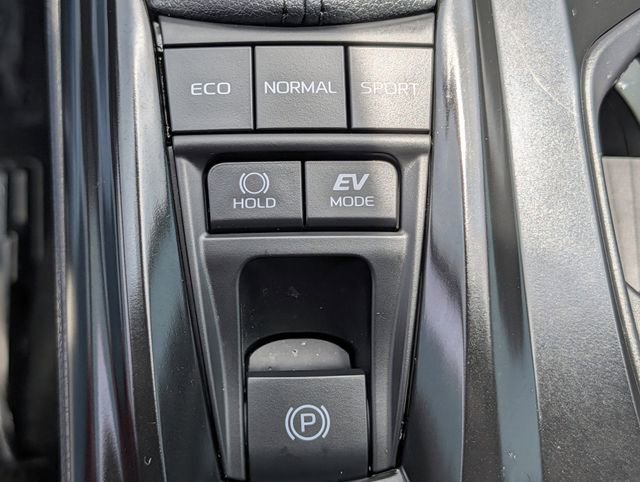 Used 2026 Toyota Camry SE w/ Convenience Package FWD image 16