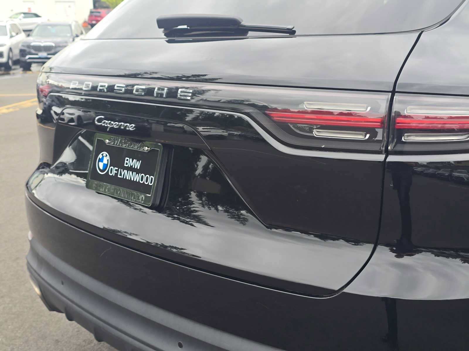 Used 2019 Porsche Cayenne AWD/4WD image 12