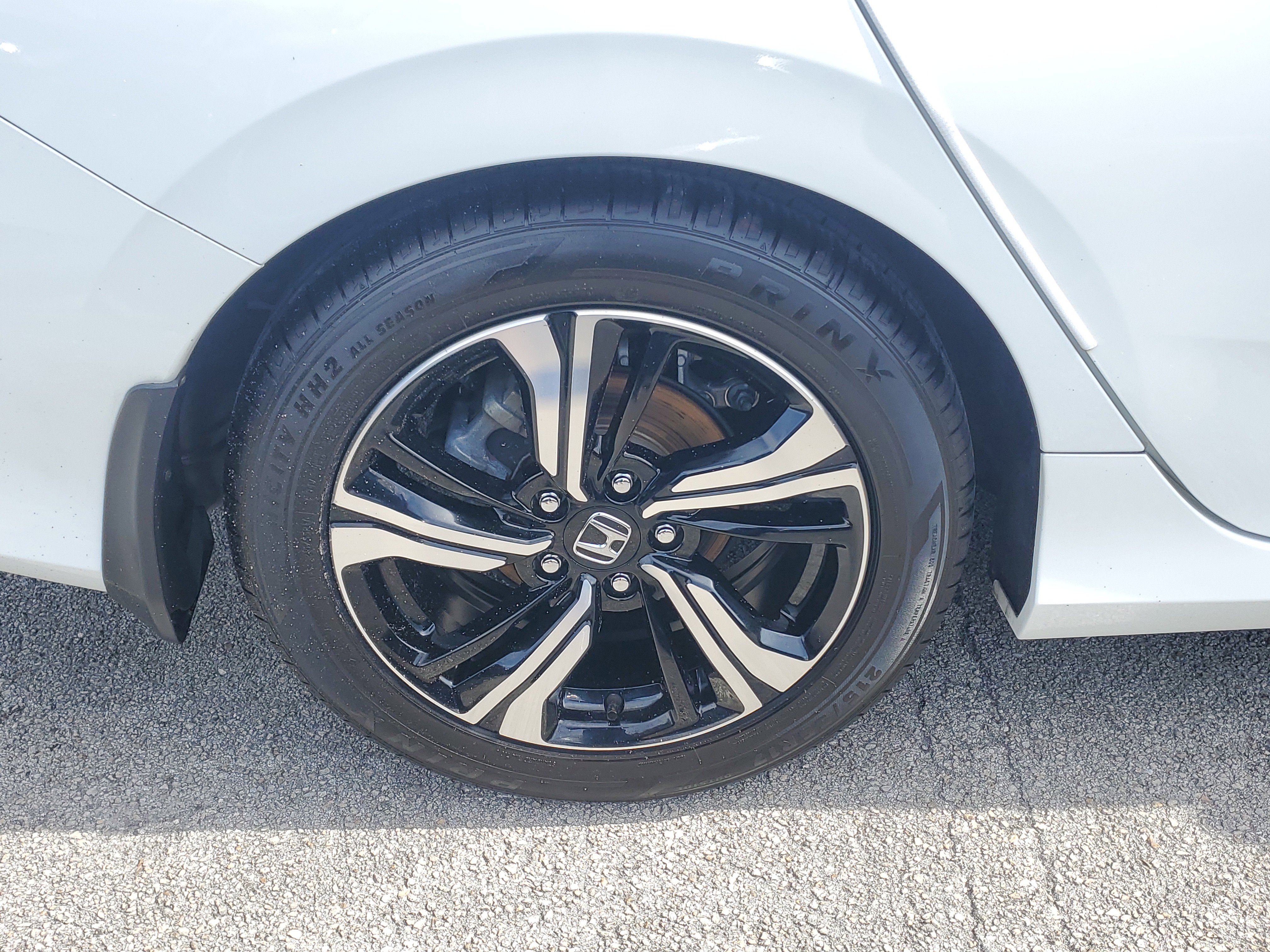 Used 2017 Honda Civic Touring image 7